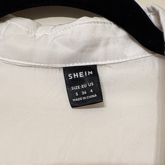 SHEIN White Button-Up Blouse - Picture 2 of 3